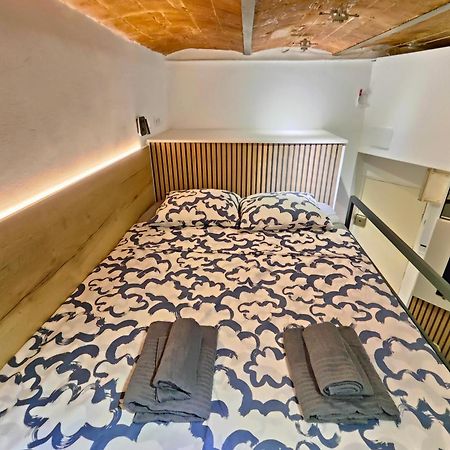 Moderno Estudio Sagrada Familia 巴塞罗那 外观 照片