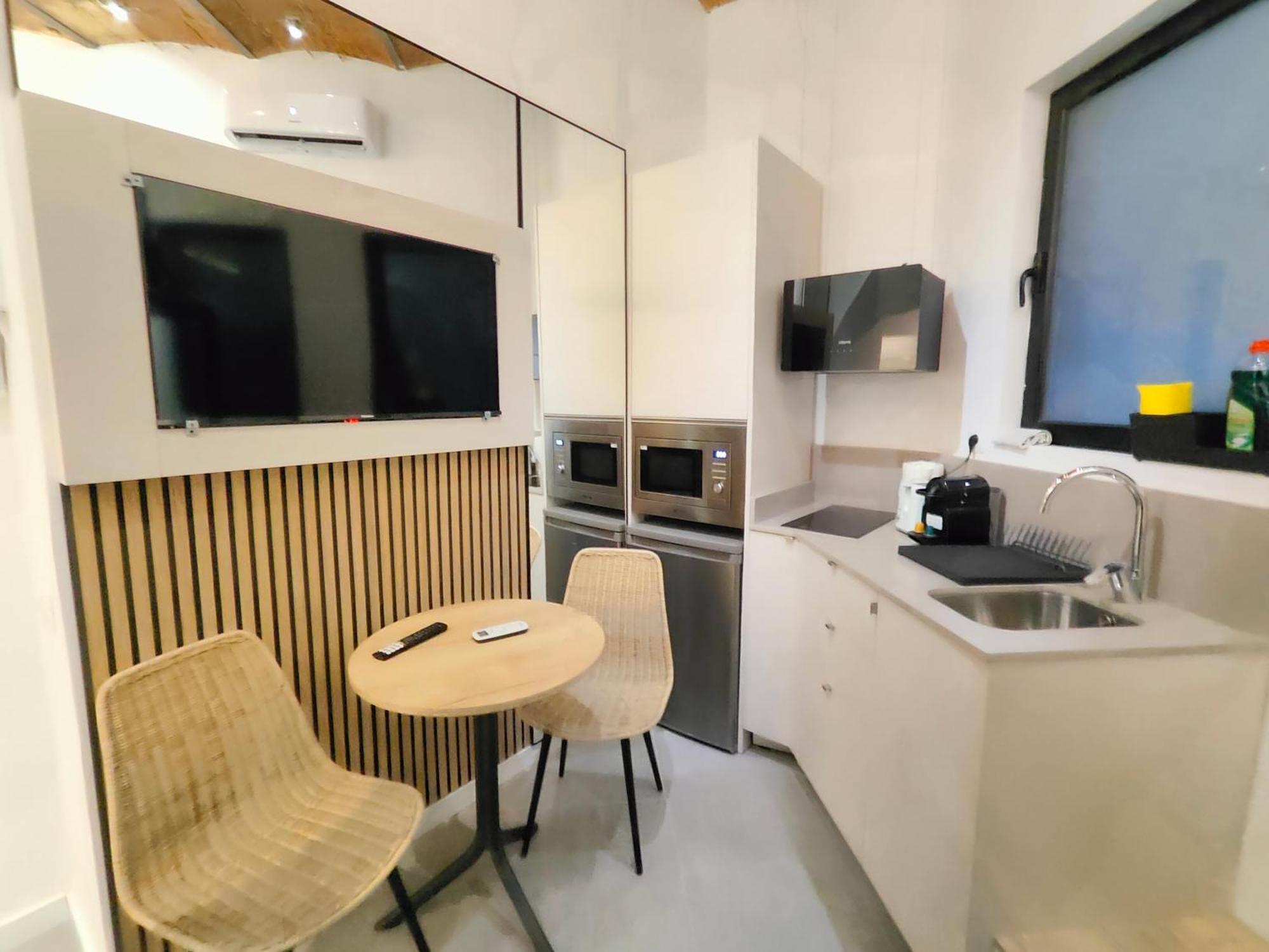 Moderno Estudio Sagrada Familia 巴塞罗那 外观 照片